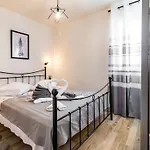 Sunny Side Six Bedroom * Kastela